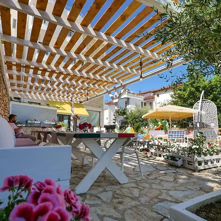 El Mare Hotel Sarandë